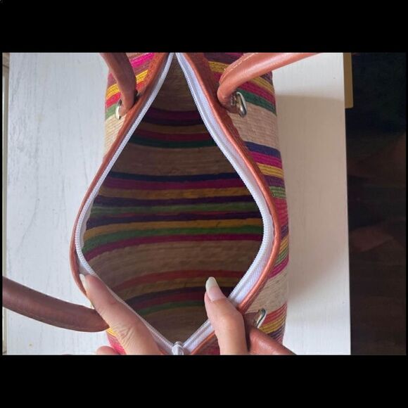 Boho Straw Barrel Womens Purse - Picture 4 of 7